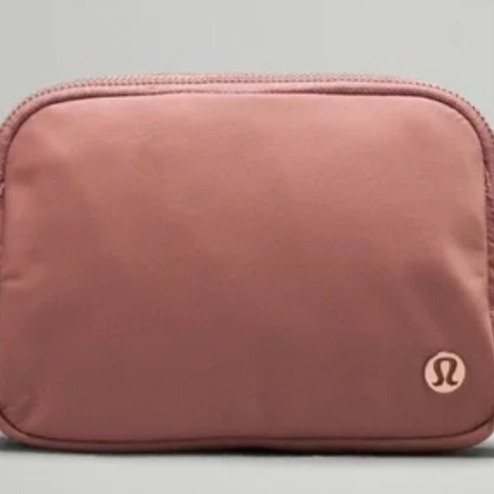 NWT Lululemon Everywhere Belt bag 1L Spiced Chai w/ gold buckle
